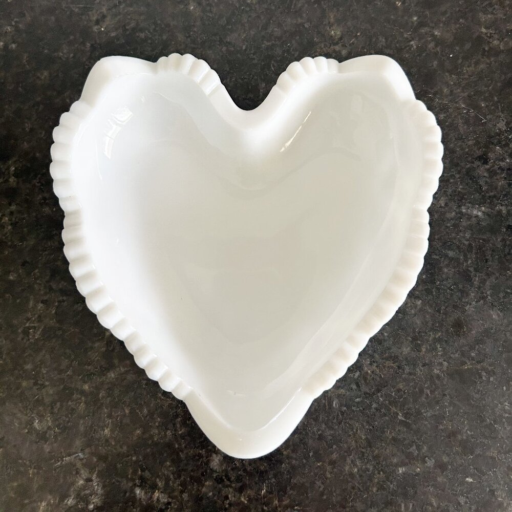 Vintage Heart Shaped Milk Glass Candy Dish, Vintage Milk Glass, Trinket Dish